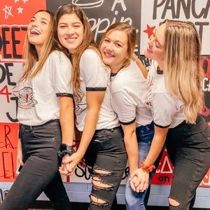 Meet your Posher, Emily